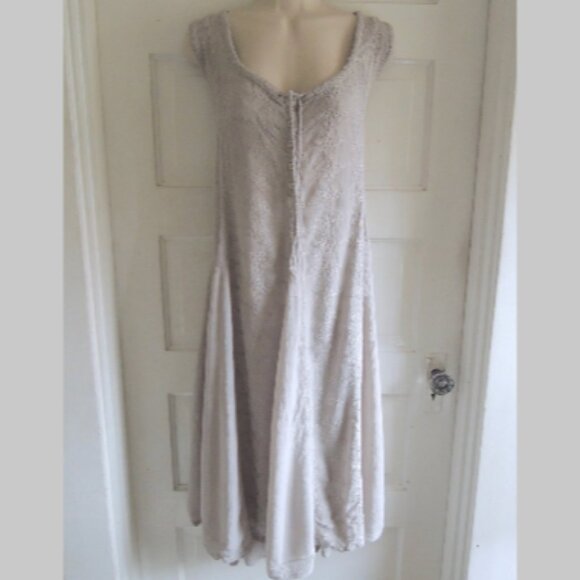 HerStyle Sage Gray Green Embroidered Hippie Dress M *Runs L - Picture 1 of 10